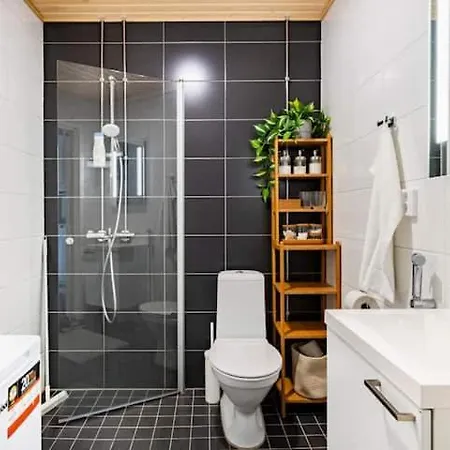 Apartment Peaceful Tikkurila Near Airport And City, Free Parking, Fast Wi-fi Vantaa