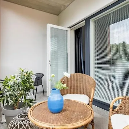 Peaceful Tikkurila Near Airport And City, Free Parking, Fast Wi-fi Vantaa